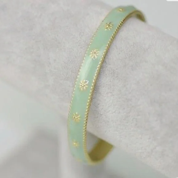 NWT Lia Sophia Icecapade green vintage gold matte bangle - Size Small - Picture 2 of 4